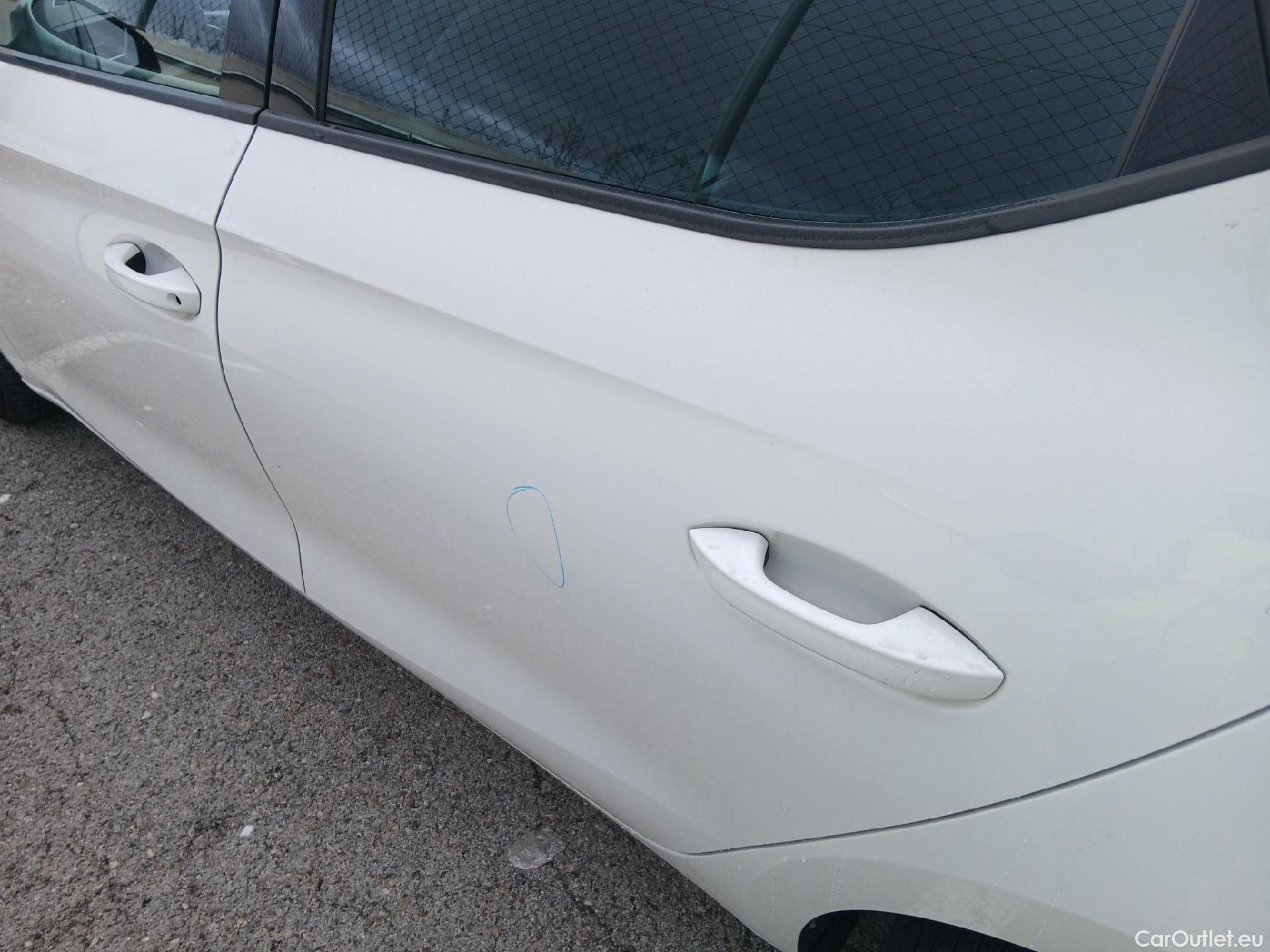  Land Rover  Discovery SEAT Nuevo León / 2020 / 5P / berlina con portón 2.0 TDI 85kW S&S Style Go(SP) #11