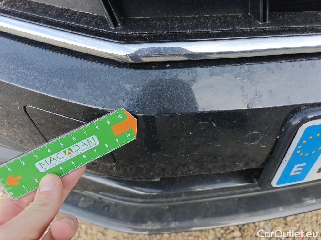  Volkswagen  Passat VOLKSWAGEN  / 2019 / 4P / sedán Business 2.0 TDI 90kW (122CV) DSG #13