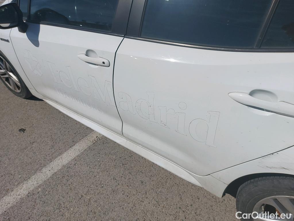  Toyota  Corolla TOYOTA  1.8 125H ACTIVE TECH E-CVT #13