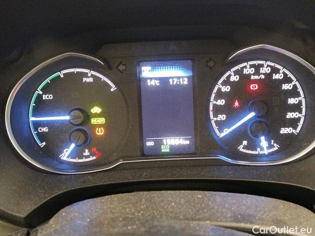  Toyota  Yaris TOYOTA  / 2017 / 5P / berlina con portón 1.5 100H Active #15