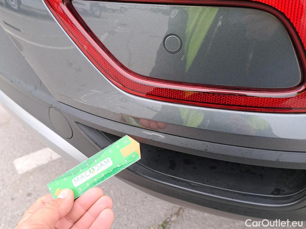  Volkswagen  T-ROC VOLKSWAGEN  / 2021 / 5P / todoterreno Life 1.0 TSI 81kW (110CV) (AC) #3