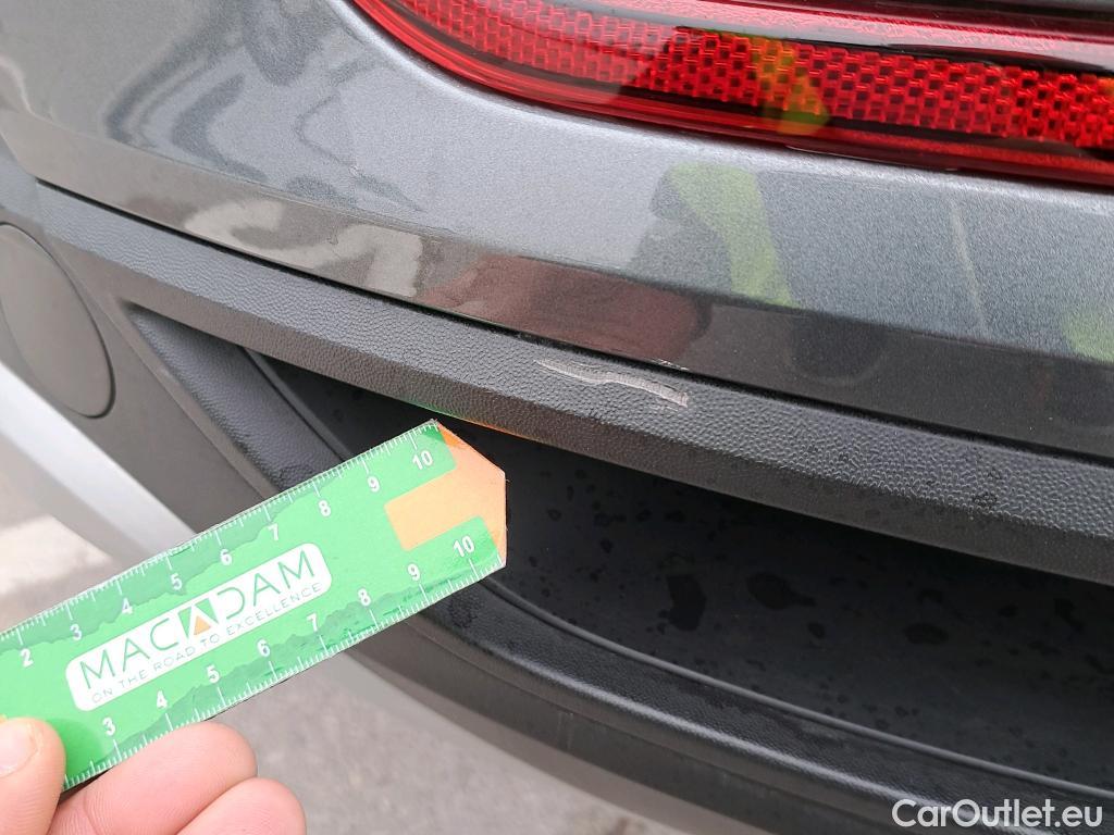  Volkswagen  T-ROC VOLKSWAGEN  / 2021 / 5P / todoterreno Life 1.0 TSI 81kW (110CV) (AC) #4