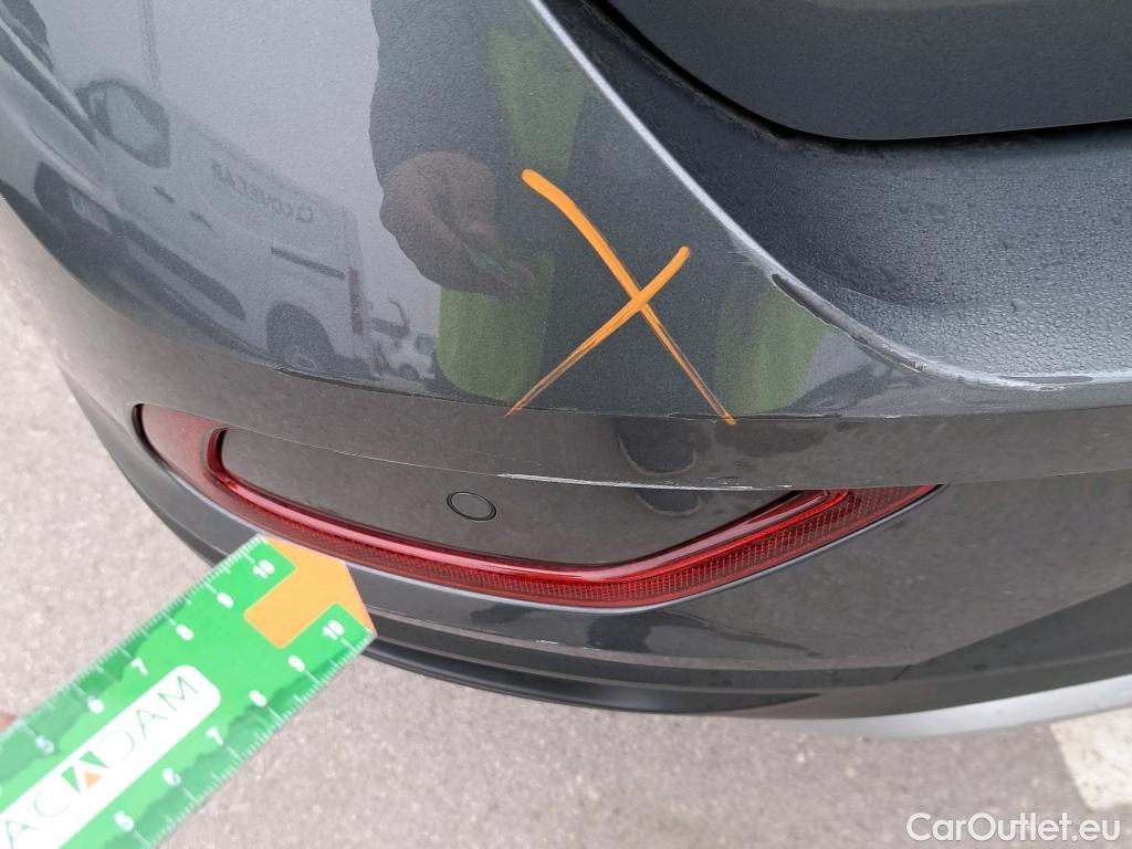  Volkswagen  T-ROC VOLKSWAGEN  / 2021 / 5P / todoterreno Life 1.0 TSI 81kW (110CV) (AC) #12