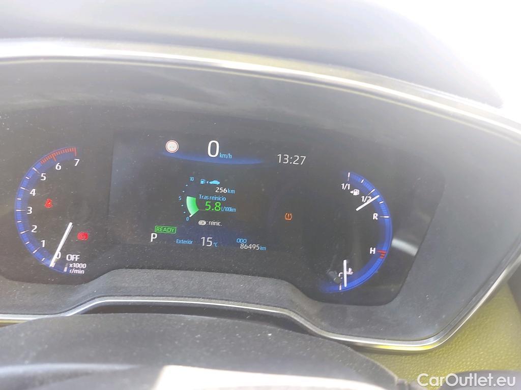  Toyota  Corolla TOYOTA  1.8 125H ACTIVE TECH E-CVT #47