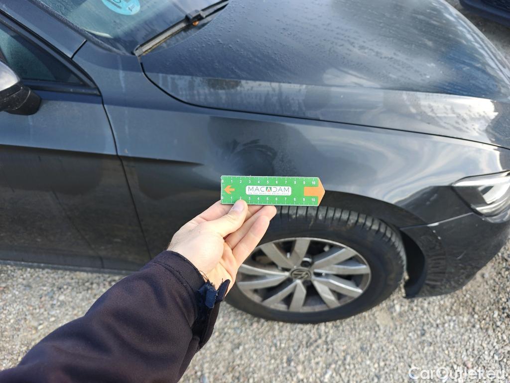  Volkswagen  Passat VOLKSWAGEN  / 2019 / 4P / sedán Business 2.0 TDI 90kW (122CV) DSG #4