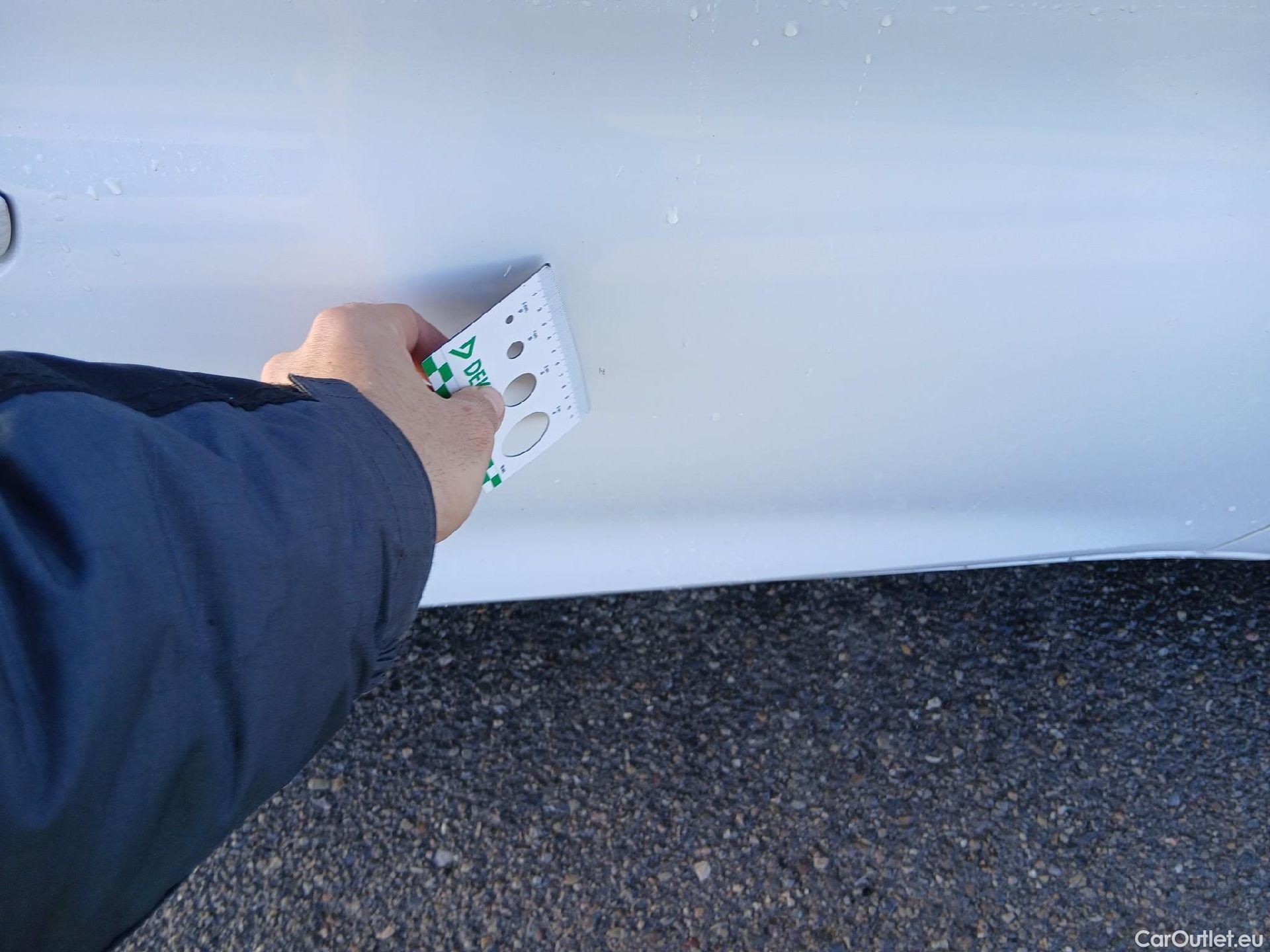  Land Rover  Discovery SEAT Nuevo León / 2020 / 5P / berlina con portón 2.0 TDI 85kW S&S Style Go (AC3) #13