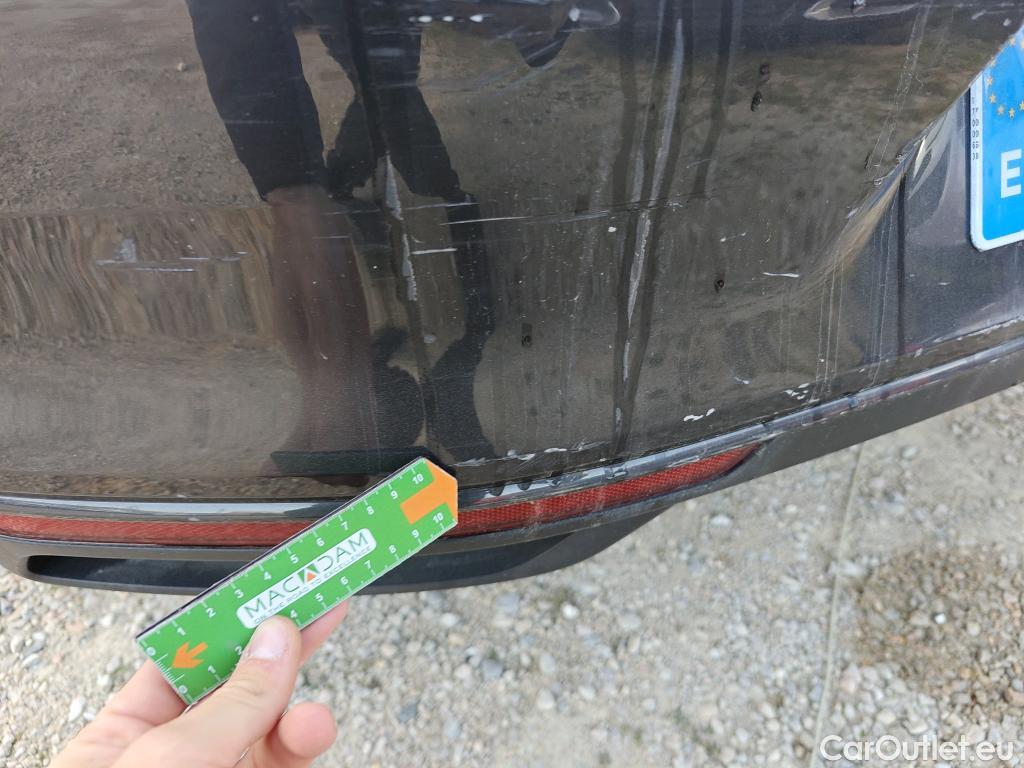  Volkswagen  Passat VOLKSWAGEN  / 2019 / 4P / sedán Business 2.0 TDI 90kW (122CV) DSG #24