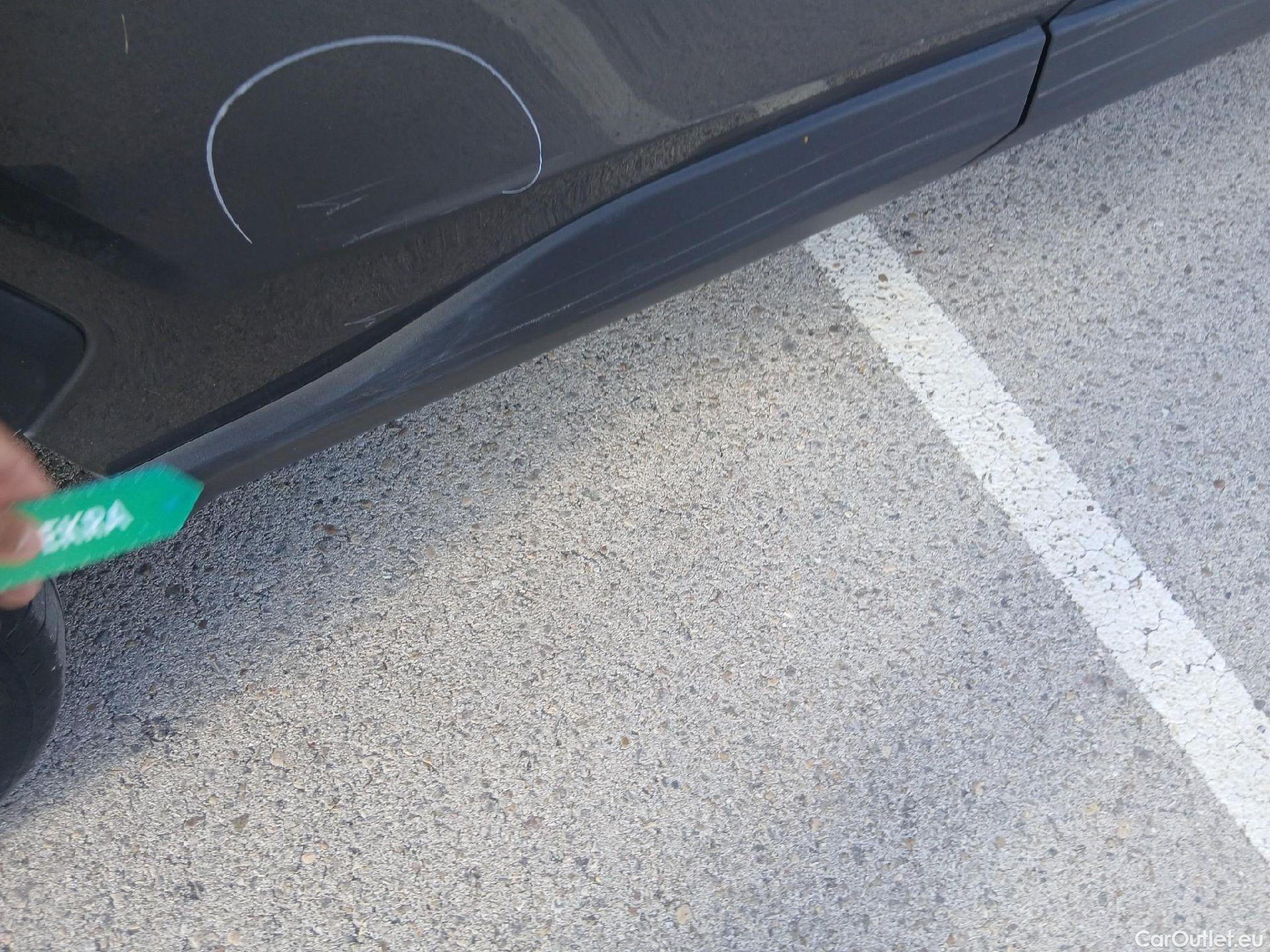  Toyota  RAV4 TOYOTA  / 2018 / 5P / todoterreno 2.5l Luxury 4WD #26