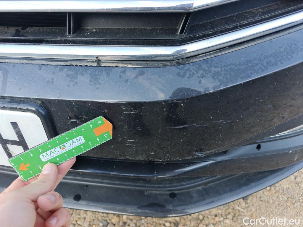  Volkswagen  Passat VOLKSWAGEN  / 2019 / 4P / sedán Business 2.0 TDI 90kW (122CV) DSG #14