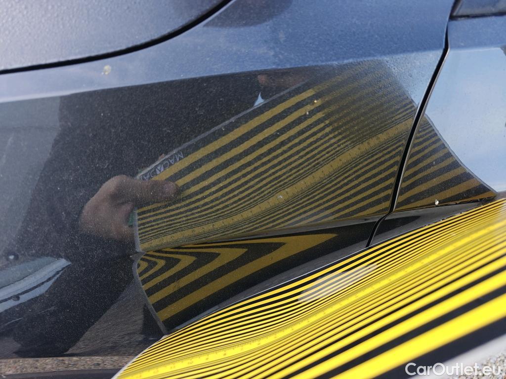  Volkswagen  Passat VOLKSWAGEN  / 2019 / 4P / sedán Business 2.0 TDI 90kW (122CV) DSG #32