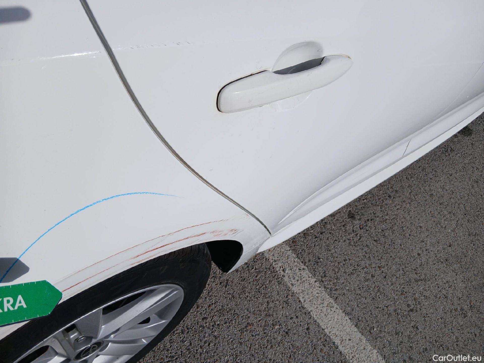  Toyota  Corolla TOYOTA 1.8 125H ACTIVE TECH E-CVT (AC3) #22