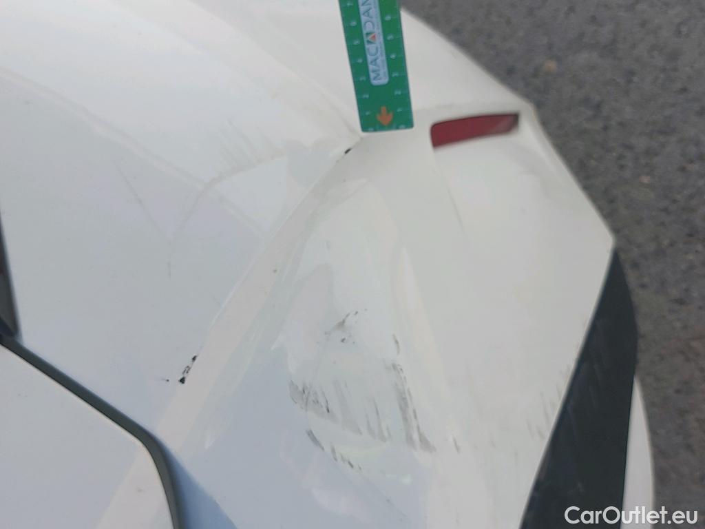  Toyota  Corolla TOYOTA  1.8 125H ACTIVE TECH E-CVT #44