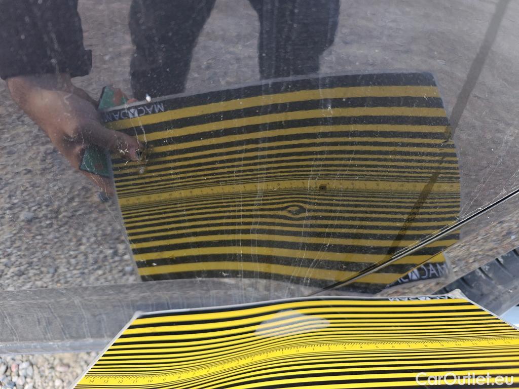  Volkswagen  Passat VOLKSWAGEN  / 2019 / 4P / sedán Business 2.0 TDI 90kW (122CV) DSG #34