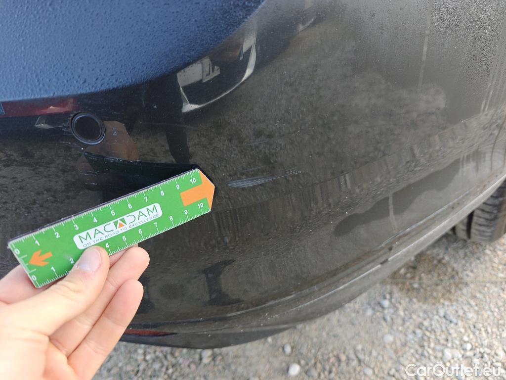  Volkswagen  Passat VOLKSWAGEN  / 2019 / 4P / sedán Business 2.0 TDI 90kW (122CV) DSG #17