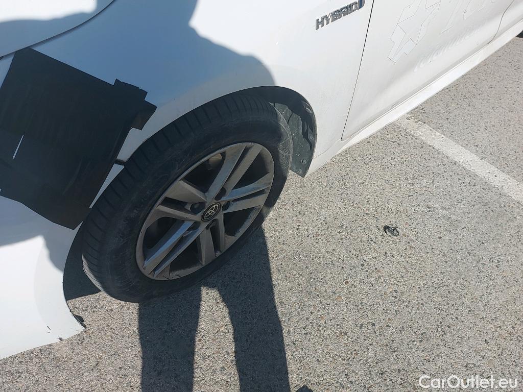  Toyota  Corolla TOYOTA  1.8 125H ACTIVE TECH E-CVT #30