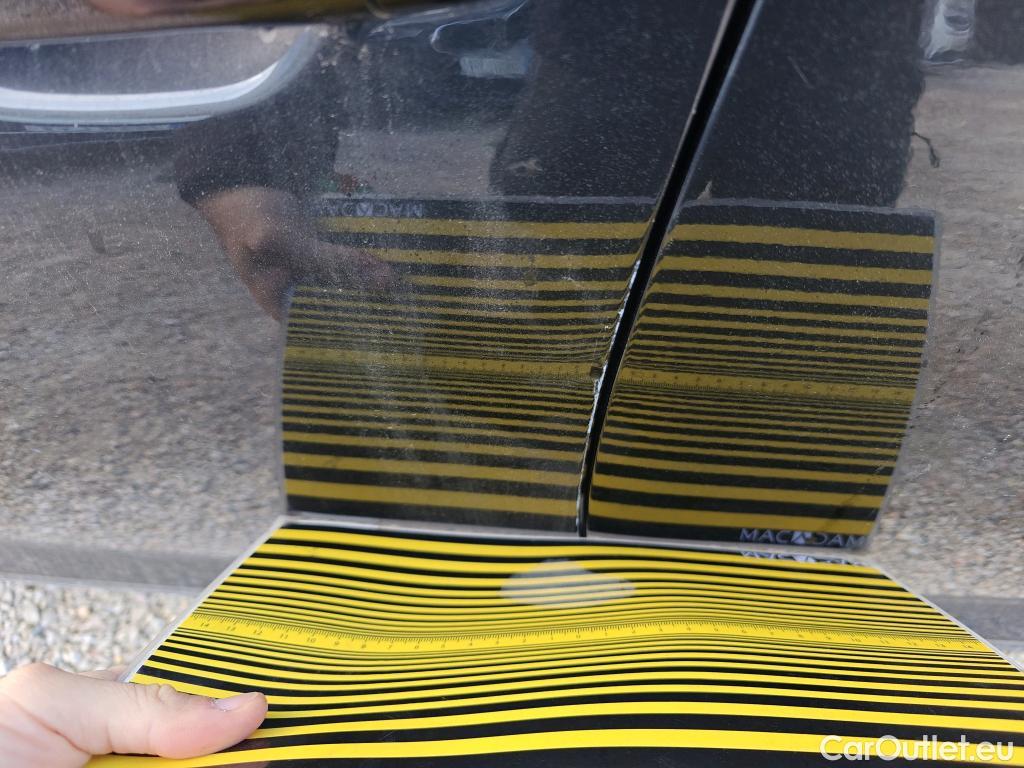  Volkswagen  Passat VOLKSWAGEN  / 2019 / 4P / sedán Business 2.0 TDI 90kW (122CV) DSG #7