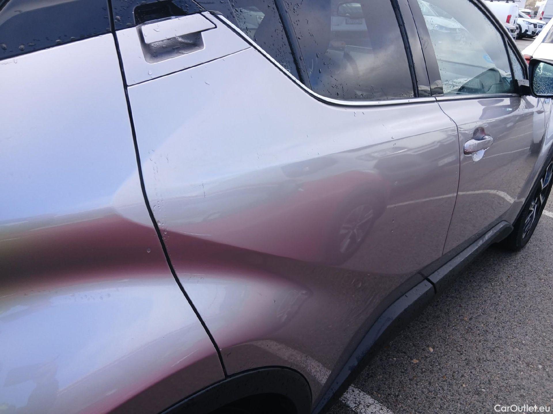  Toyota  C-HR TOYOTA  / 2016 / 5P / todoterreno 1.8 125H Advance (CX) #20