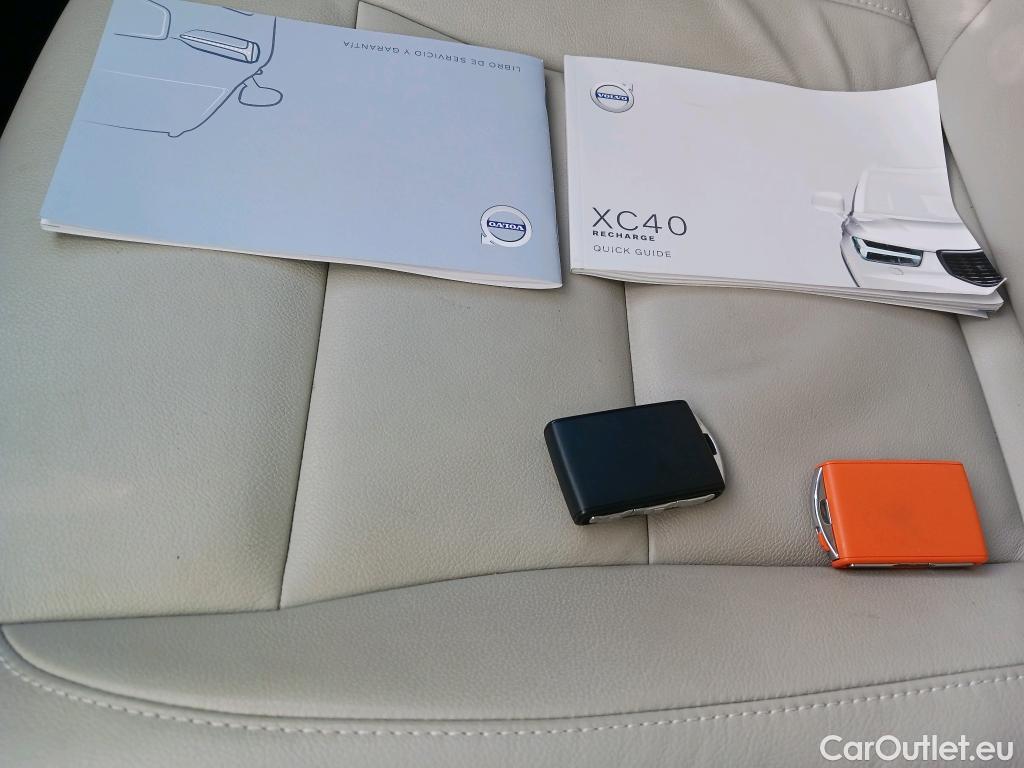  Volvo  XC 40 VOLVO XC40 / 2017 / 5P / todoterreno 1.5 T5 Twin Recharge R-Design Exp Auto #14