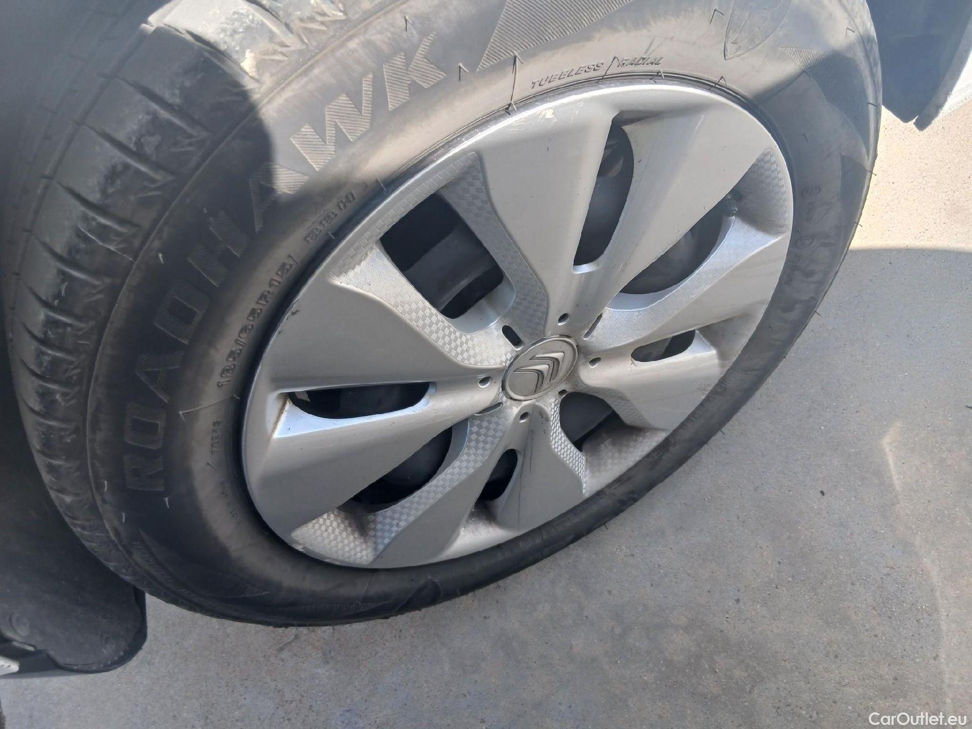  Citroen  C3 CITROEN  / 2016 / 5P / berlina comercial BlueHDi 73KW (100CV) S&S Comercial #41