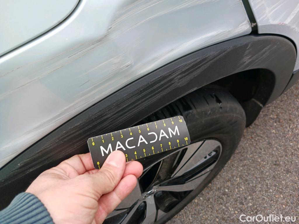  Volvo  XC 40 VOLVO XC40 / 2017 / 5P / todoterreno 1.5 T5 Twin Recharge R-Design Exp Auto #29