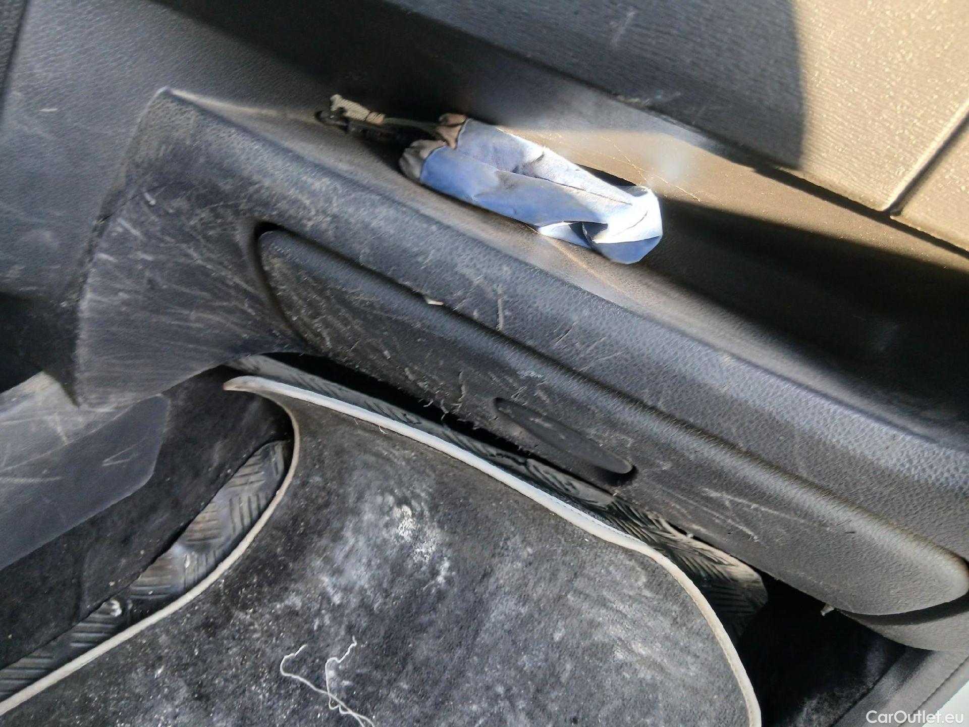  Dacia  Dokker DACIA  / 2013 / 4P / combi Essential 1.6 80kW (110CV) ECO-G N1 #41