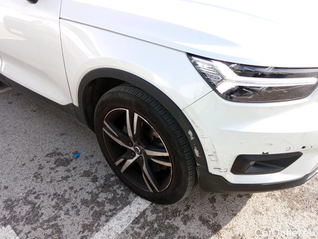  Volvo  XC 40 VOLVO XC40 / 2017 / 5P / todoterreno 1.5 T4 Twin Recharge R-Design Auto #46