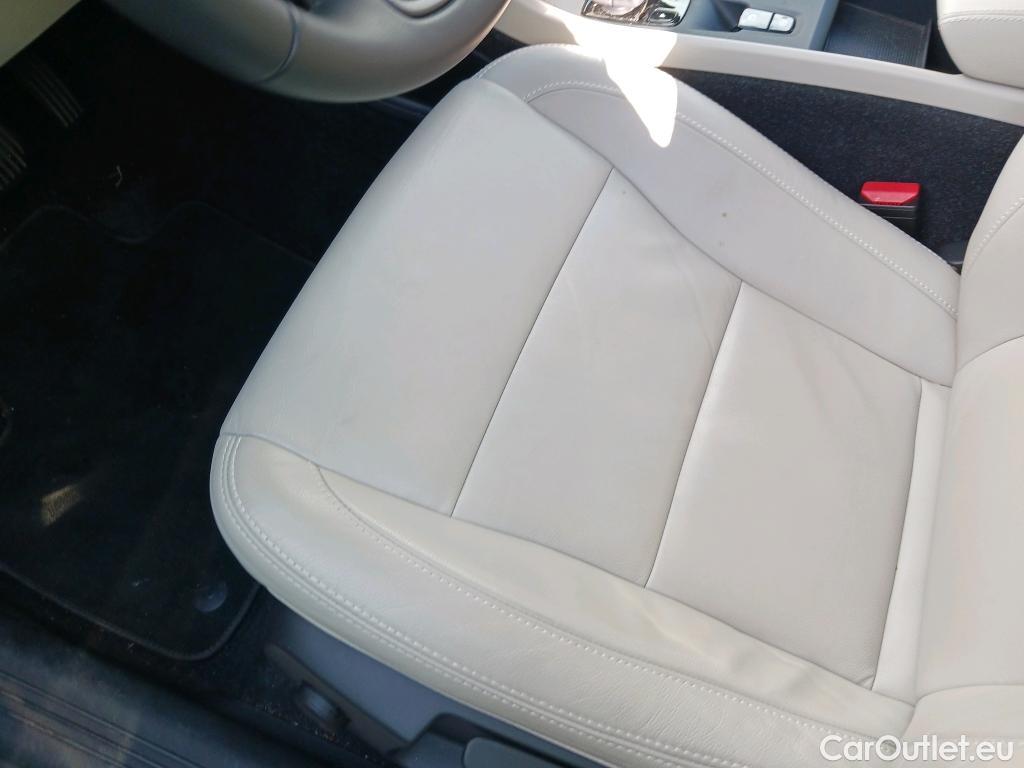  Volvo  XC 40 VOLVO XC40 / 2017 / 5P / todoterreno 1.5 T5 Twin Recharge R-Design Exp Auto #39