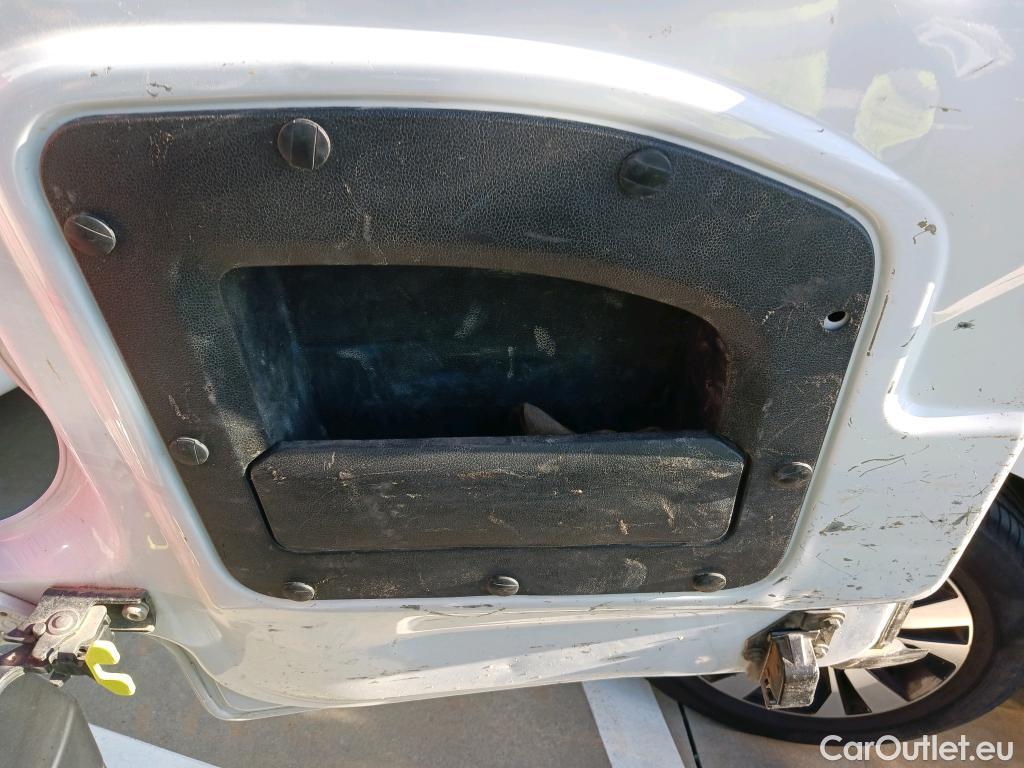  Citroen  Berlingo CITROEN  / 2018 / 4P / combi Talla M BlueHDi 100 S&S LIVE PACK BUSINE #23