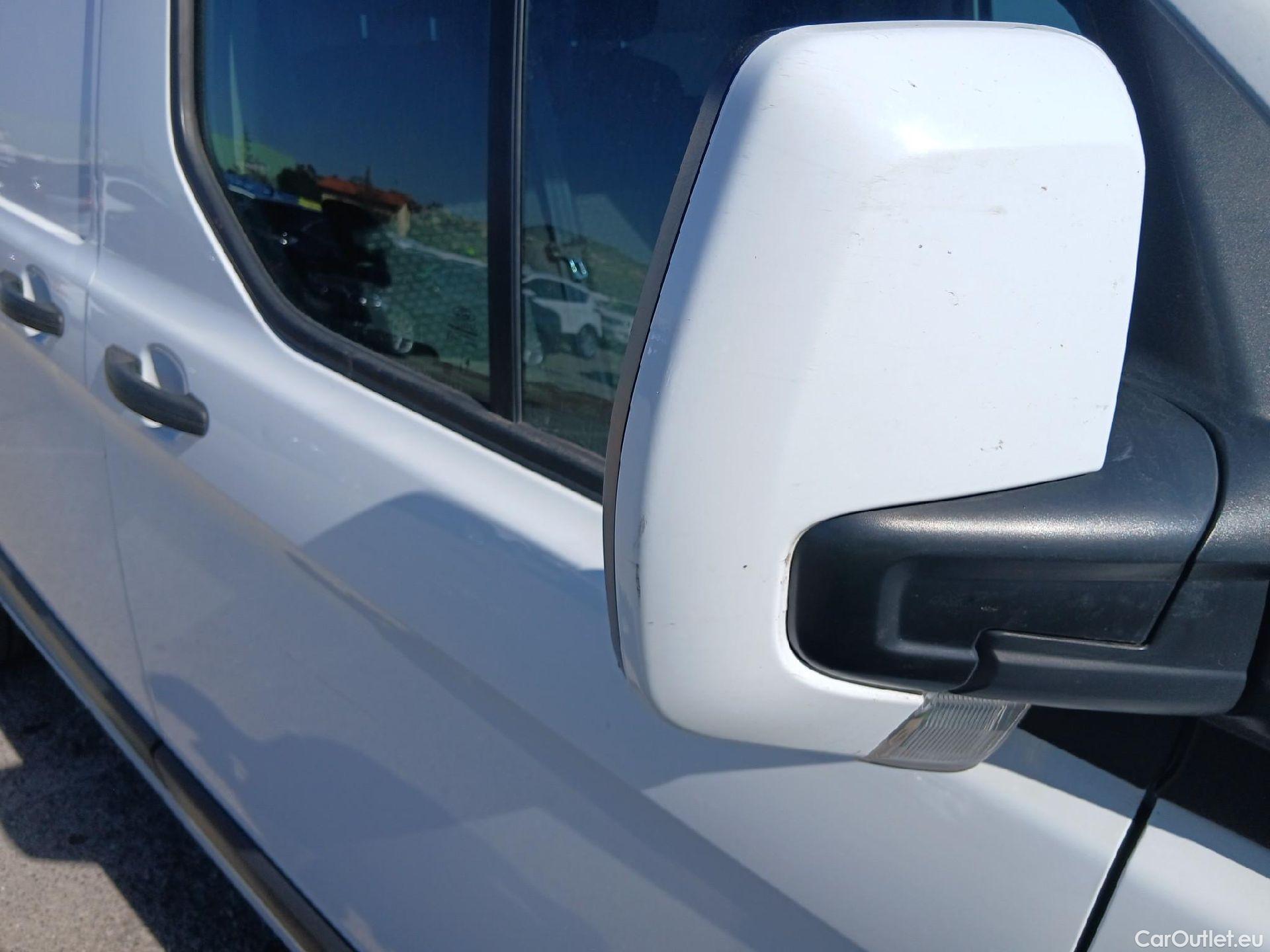  Ford  Transit FORD  Custom / 2012 / 4P / furgón Van 2.0 TDCI 77kW 280 L1 Trend #24