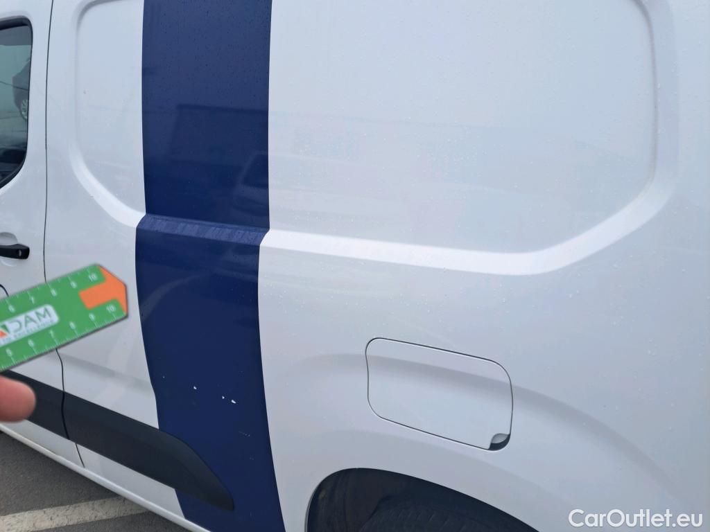  Citroen  Berlingo CITROEN  / 2018 / 3P / furgón derivado de turismo Talla M PureTech 110 CONTROL #3
