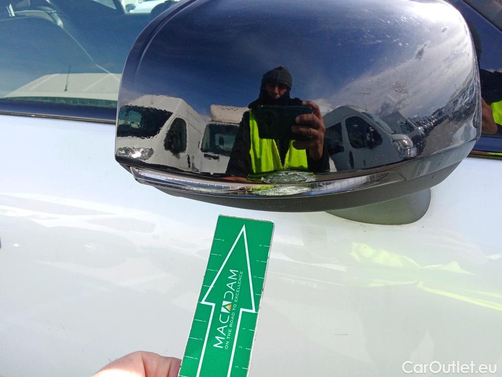  Volvo  XC 40 VOLVO XC40 / 2017 / 5P / todoterreno 1.5 T4 Twin Recharge R-Design Auto #30