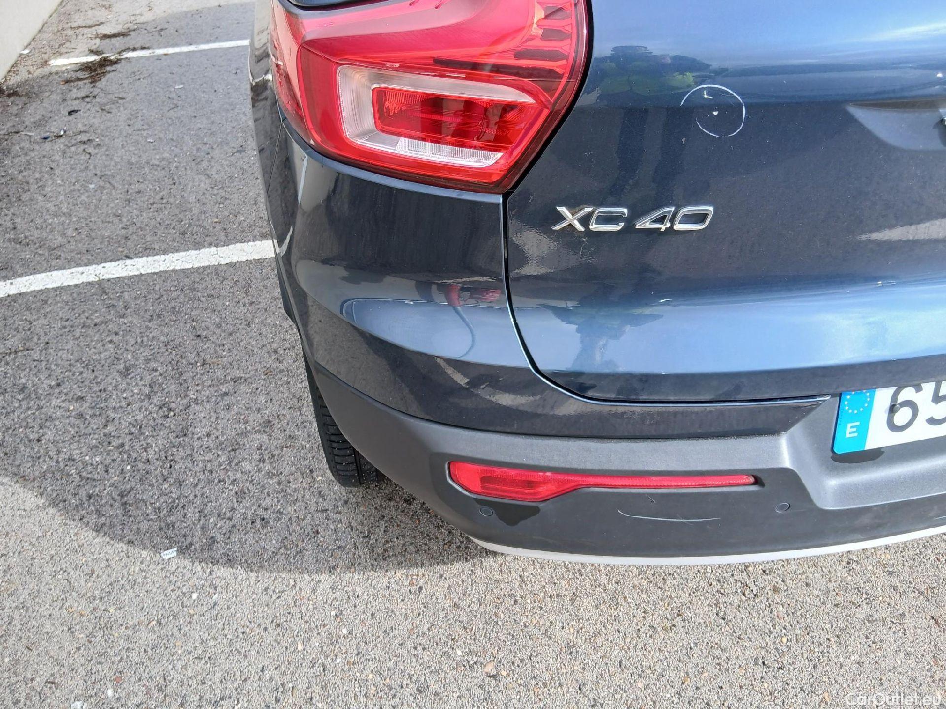  Volvo  XC 40 VOLVO XC40 / 2017 / 5P / todoterreno 1.5 T2 Momentum Pro #20