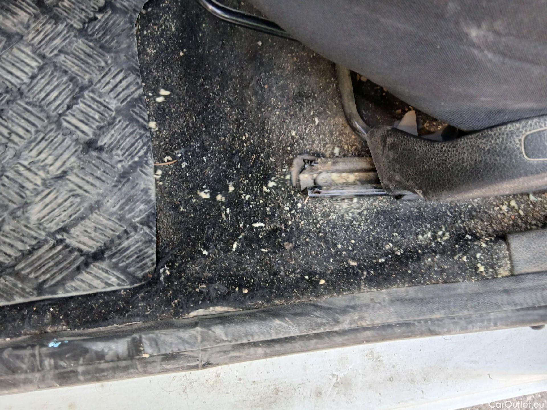  Dacia  Dokker DACIA  / 2013 / 4P / combi Essential 1.6 80kW (110CV) ECO-G N1 #21