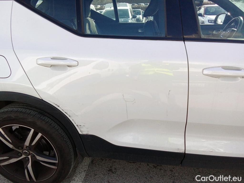  Volvo  XC 40 VOLVO XC40 / 2017 / 5P / todoterreno 1.5 T4 Twin Recharge R-Design Auto #3