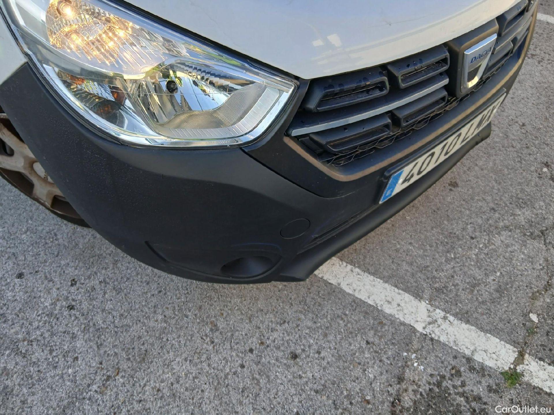  Dacia  Dokker DACIA  / 2013 / 4P / combi Essential 1.6 80kW (110CV) ECO-G N1 #5