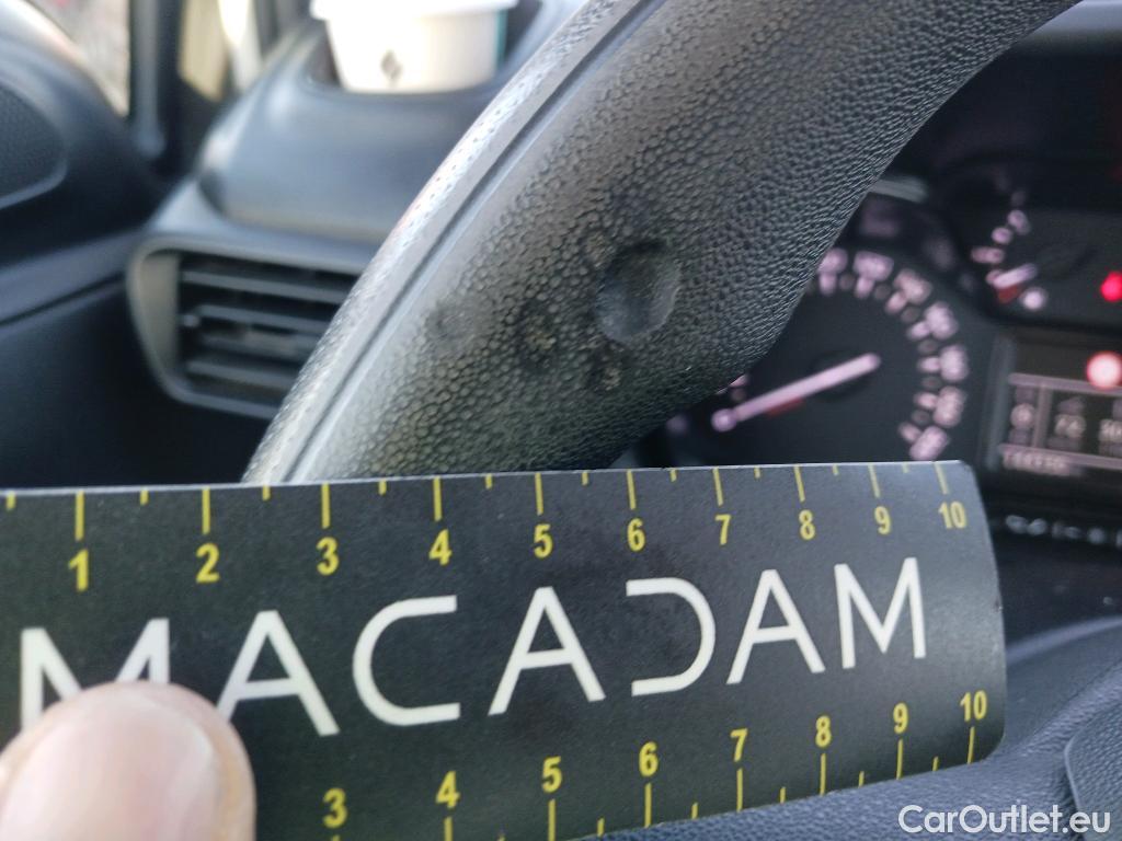  Citroen  Berlingo CITROEN  / 2018 / 4P / combi Talla M BlueHDi 100 S&S LIVE PACK BUSINE #32