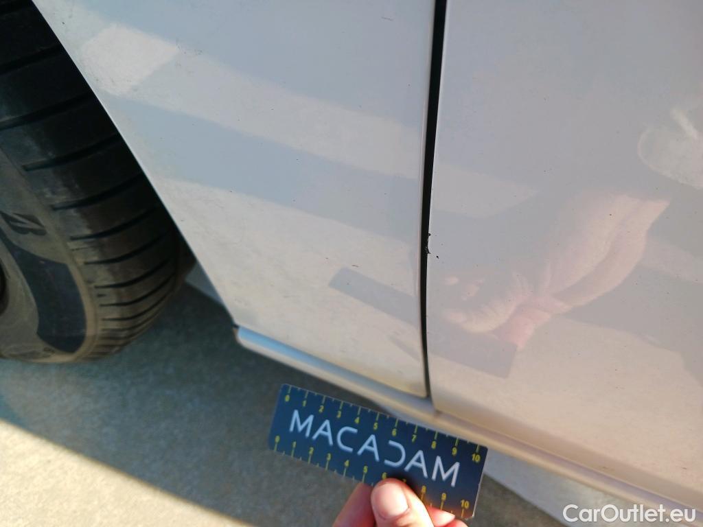  Citroen  Berlingo CITROEN  / 2018 / 4P / combi Talla M BlueHDi 100 S&S LIVE PACK BUSINE #12