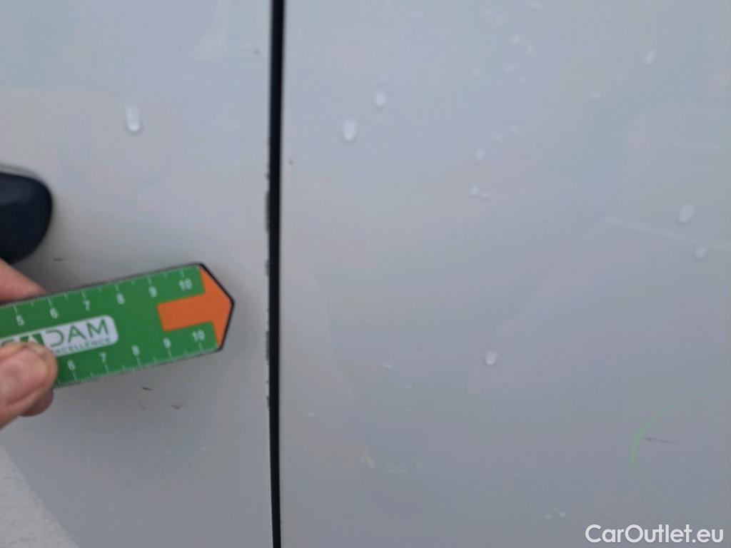  Citroen  Berlingo CITROEN  / 2018 / 3P / furgón derivado de turismo Talla M PureTech 110 CONTROL #22