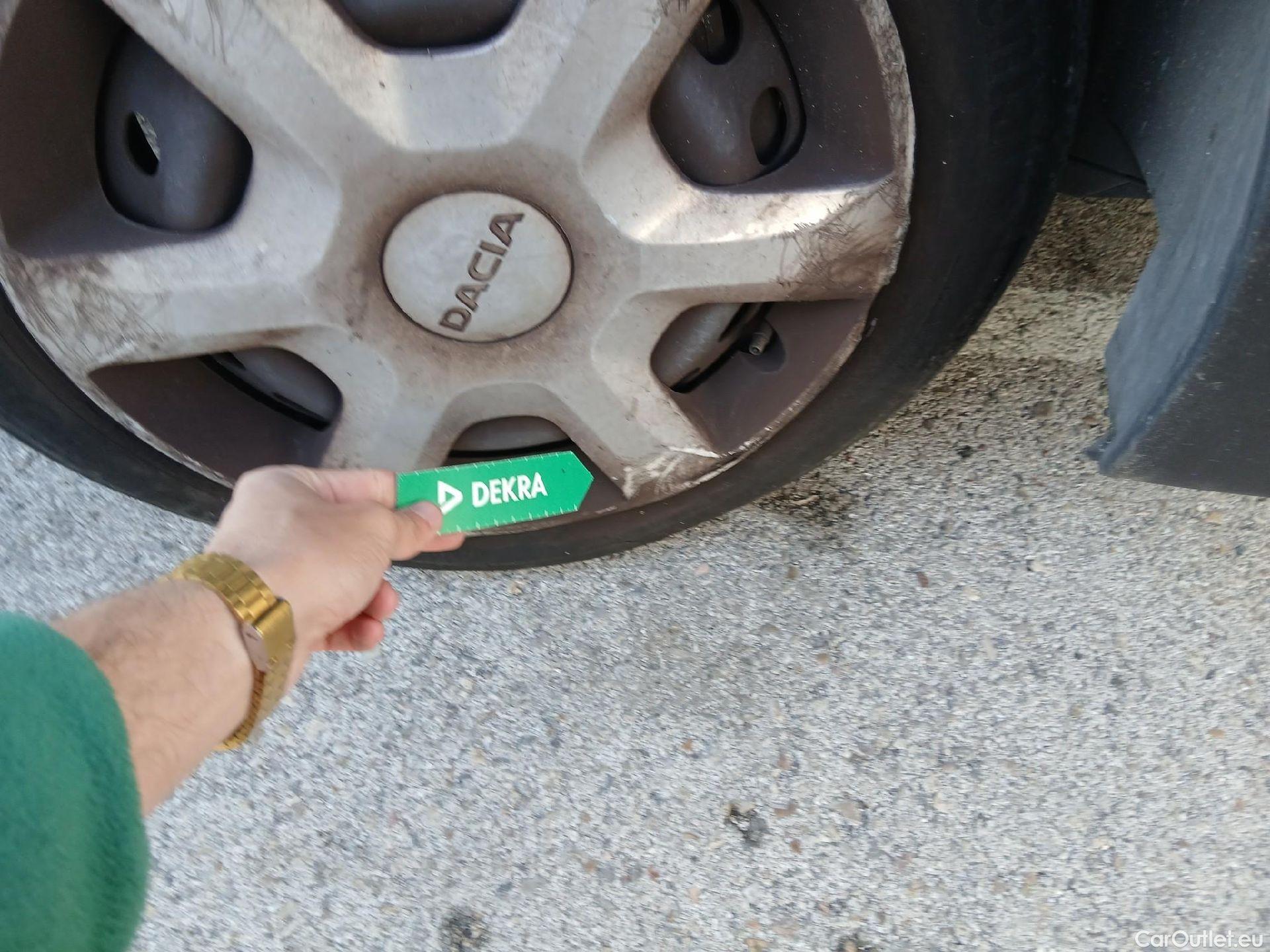  Dacia  Dokker DACIA  / 2013 / 4P / combi Essential 1.6 80kW (110CV) ECO-G N1 #37