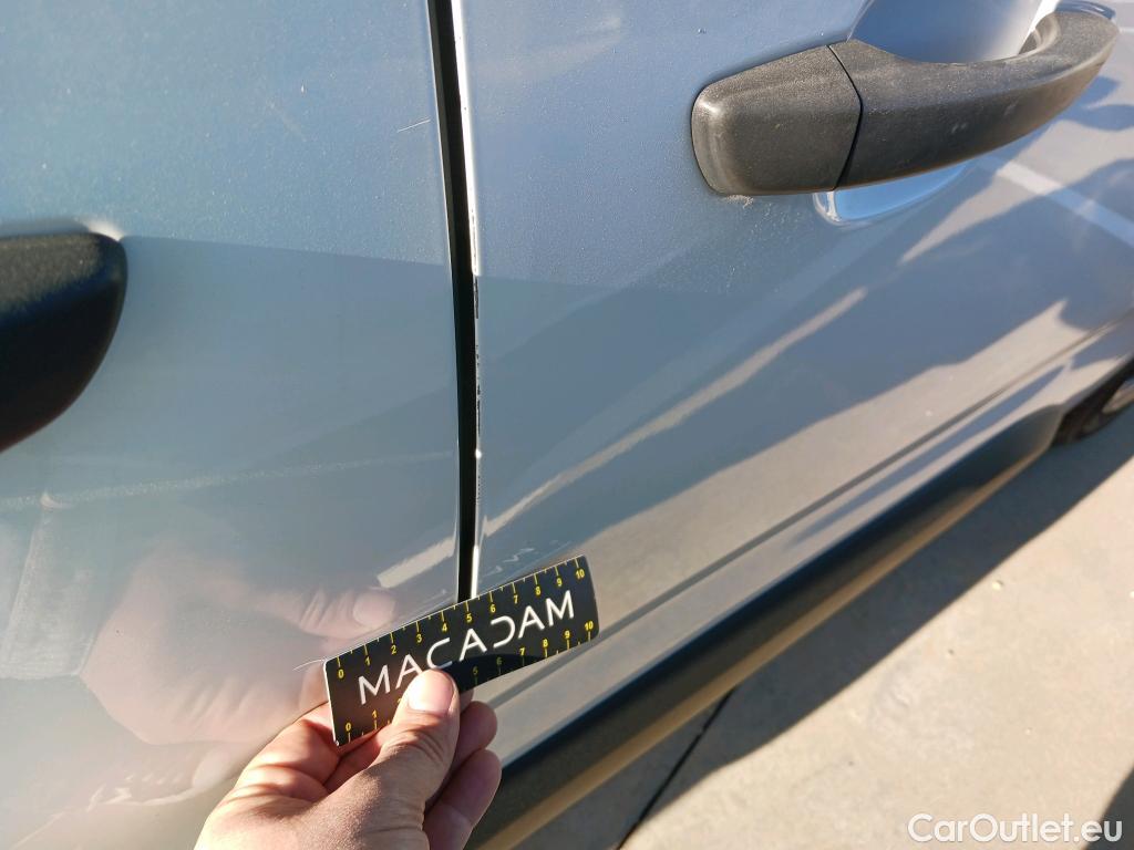  Citroen  Berlingo CITROEN  / 2018 / 4P / combi Talla M BlueHDi 100 S&S LIVE PACK BUSINE #6