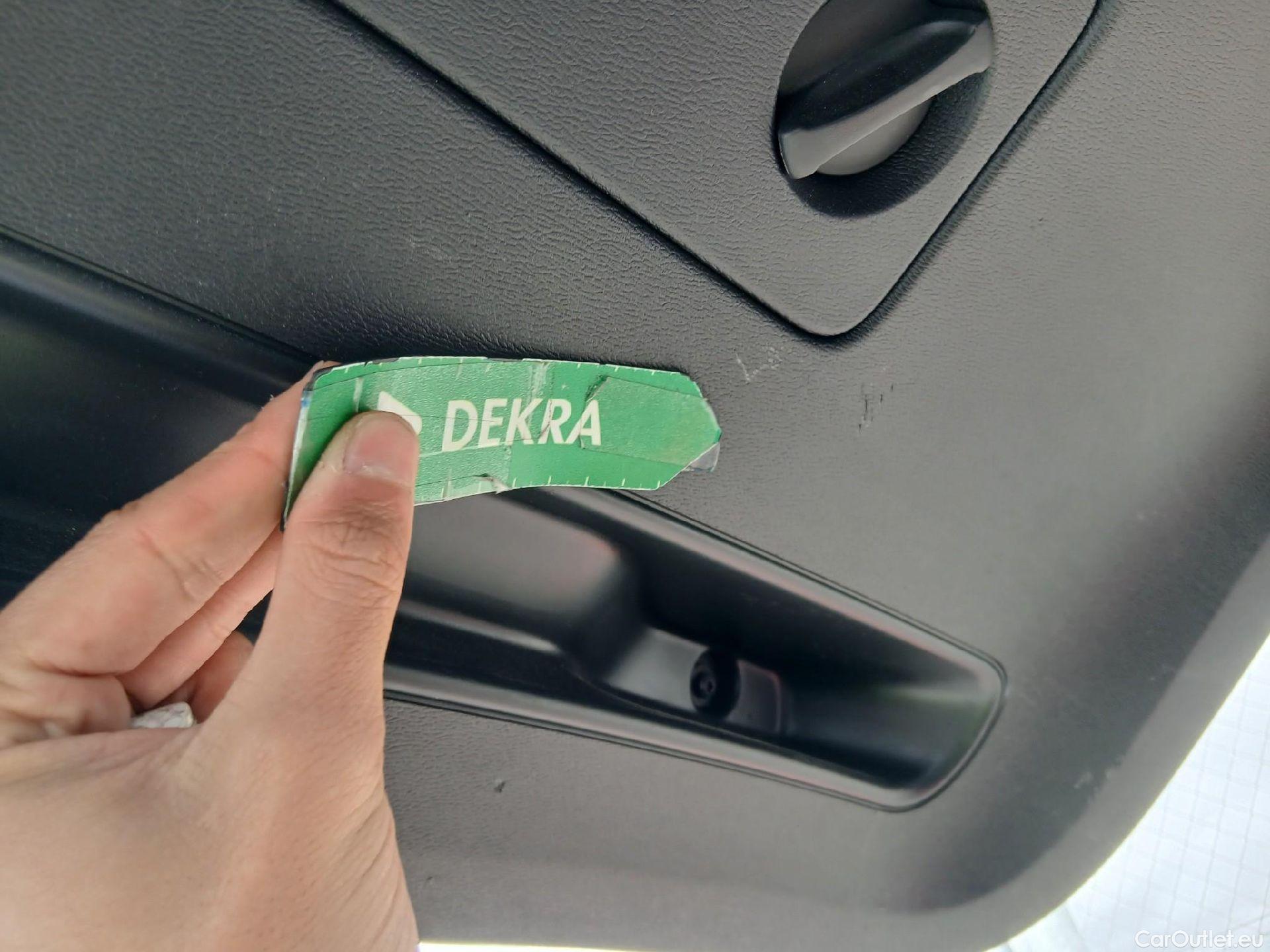  Volvo  XC 40 VOLVO XC40 / 2017 / 5P / todoterreno 1.5 T2 Momentum Pro #24