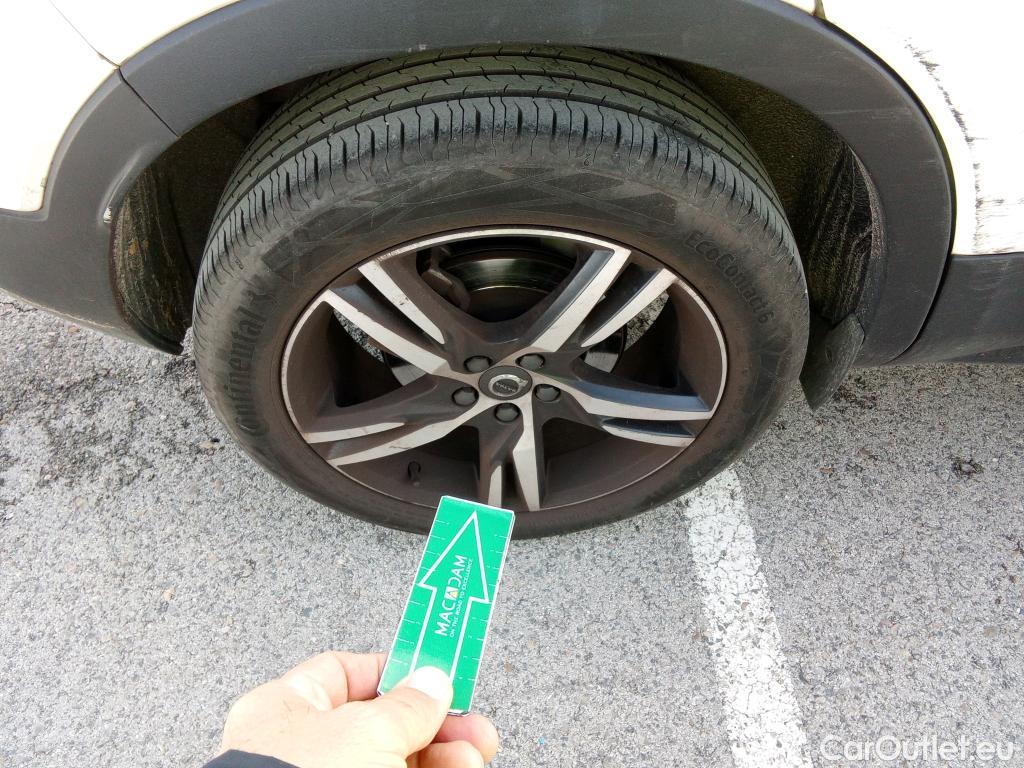  Volvo  XC 40 VOLVO XC40 / 2017 / 5P / todoterreno 1.5 T4 Twin Recharge R-Design Auto #15