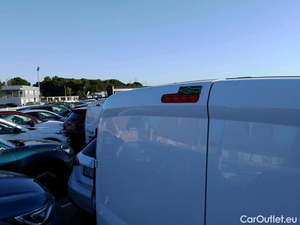  Fiat  Doblo FIAT Doblò Cargo/2015/4P/furgón derivado de turismo Cargo SX 1.6 Mjet 66kW (90CV) (AC) #3