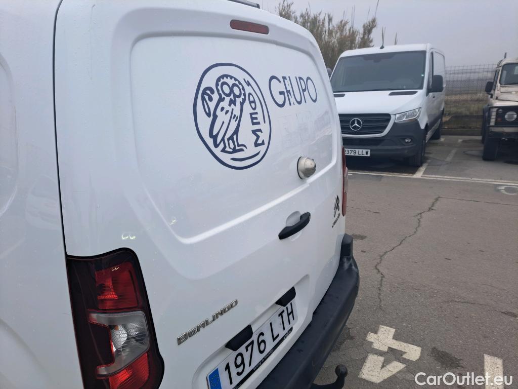  Citroen  Berlingo CITROEN  / 2018 / 3P / furgón derivado de turismo Talla M PureTech 110 CONTROL #24