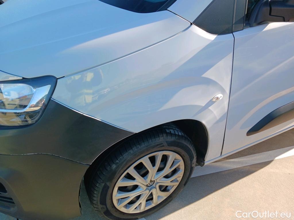  Citroen  Berlingo CITROEN  / 2018 / 4P / combi Talla M BlueHDi 100 S&S LIVE PACK BUSINE #11