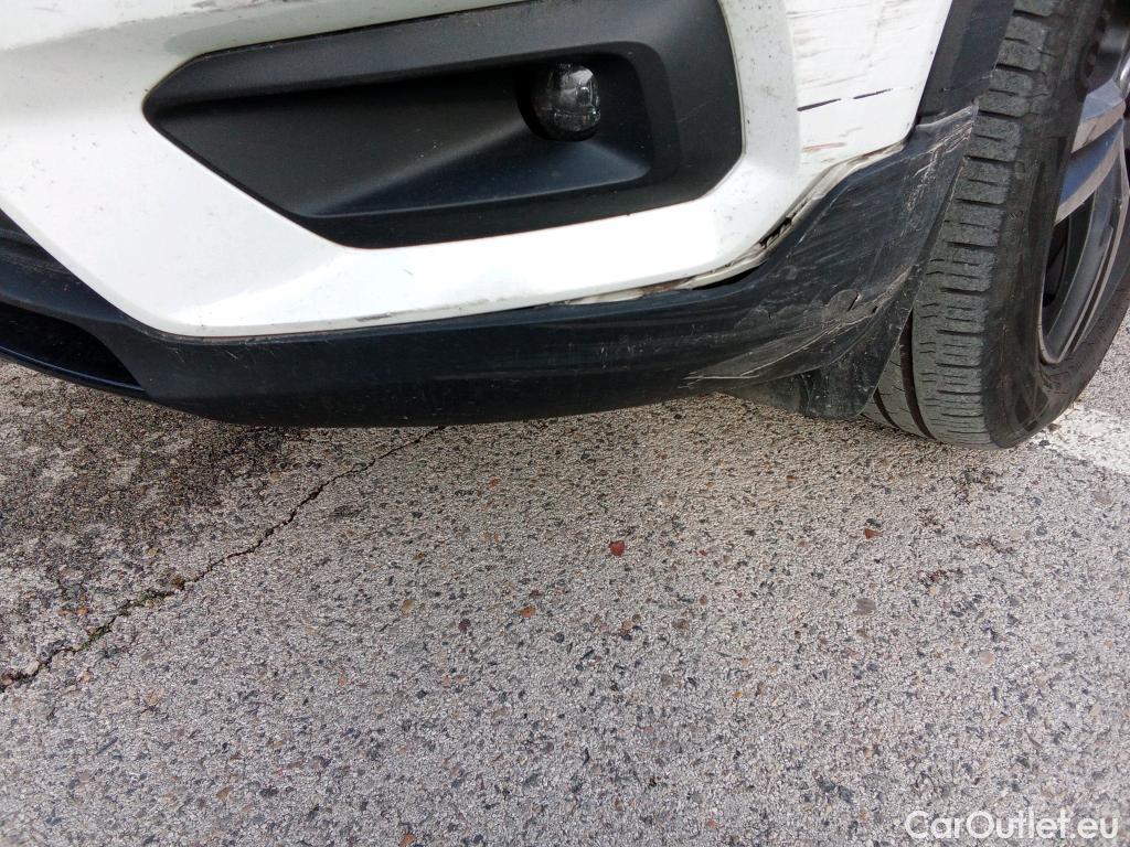  Volvo  XC 40 VOLVO XC40 / 2017 / 5P / todoterreno 1.5 T4 Twin Recharge R-Design Auto #36