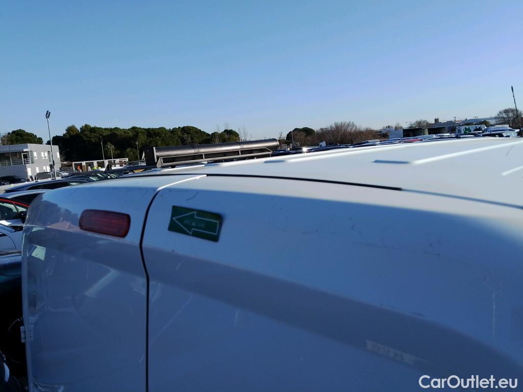  Fiat  Doblo FIAT Doblò Cargo/2015/4P/furgón derivado de turismo Cargo SX 1.6 Mjet 66kW (90CV) (AC) #10