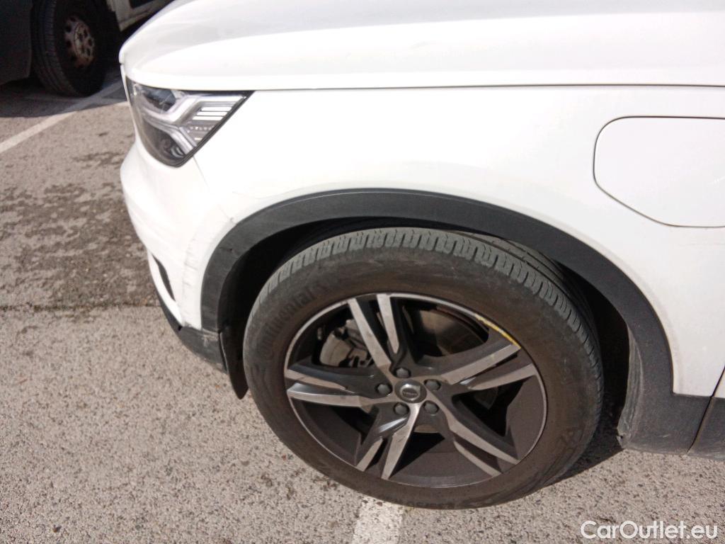  Volvo  XC 40 VOLVO XC40 / 2017 / 5P / todoterreno 1.5 T4 Twin Recharge R-Design Auto #44