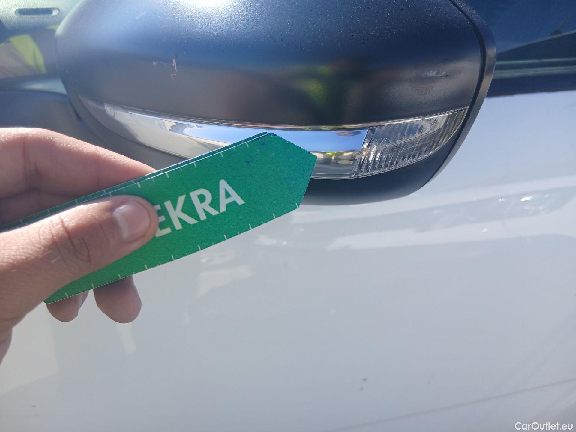  Citroen  C3 CITROEN  / 2016 / 5P / berlina comercial BlueHDi 73KW (100CV) S&S Comercial #20