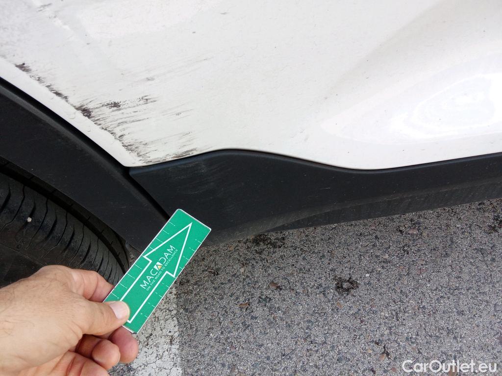  Volvo  XC 40 VOLVO XC40 / 2017 / 5P / todoterreno 1.5 T4 Twin Recharge R-Design Auto #39